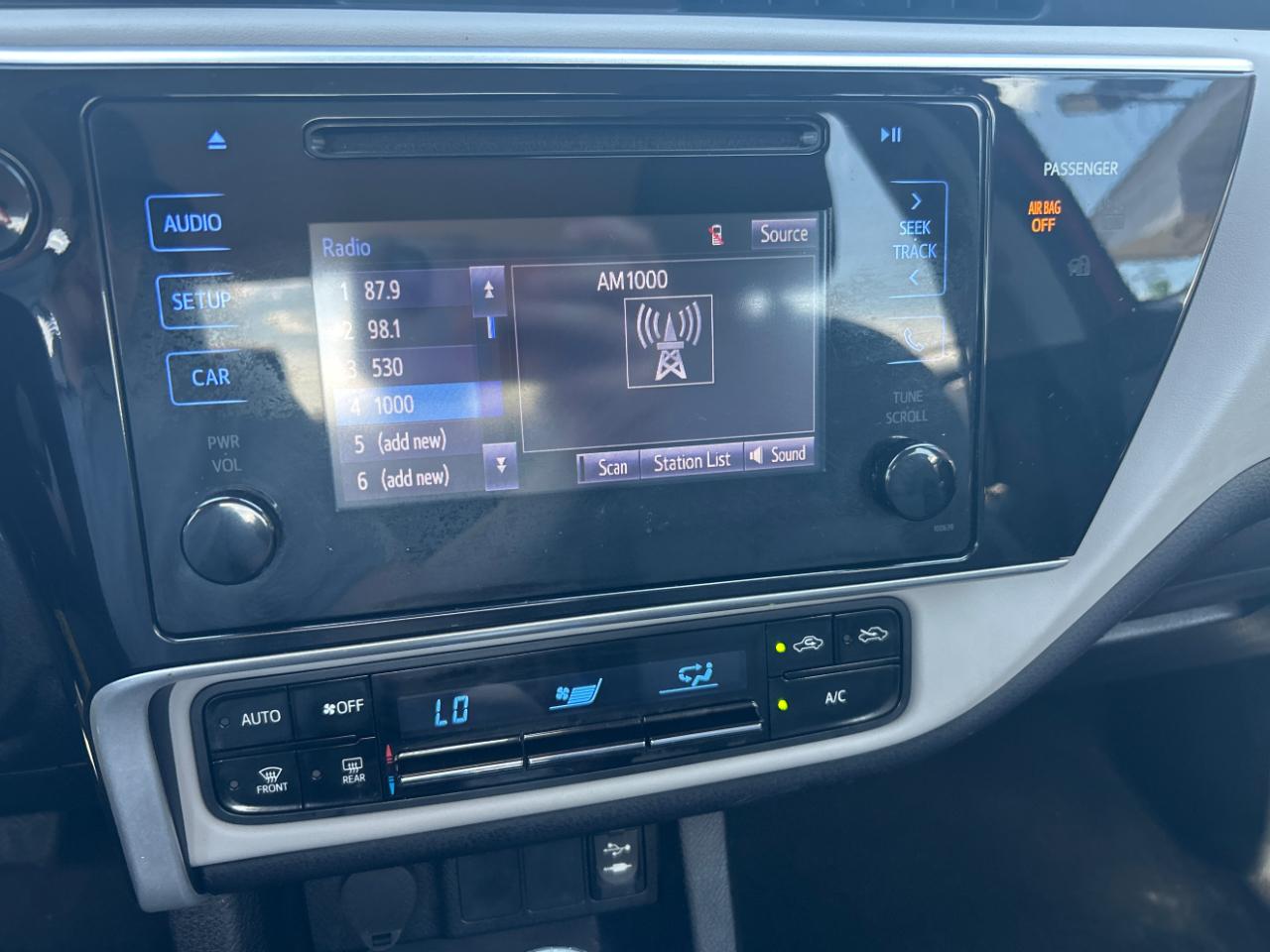Toyota Corolla L 4D Sedan 2017
