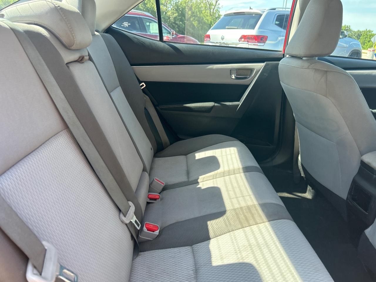 Toyota Corolla L 4D Sedan 2017