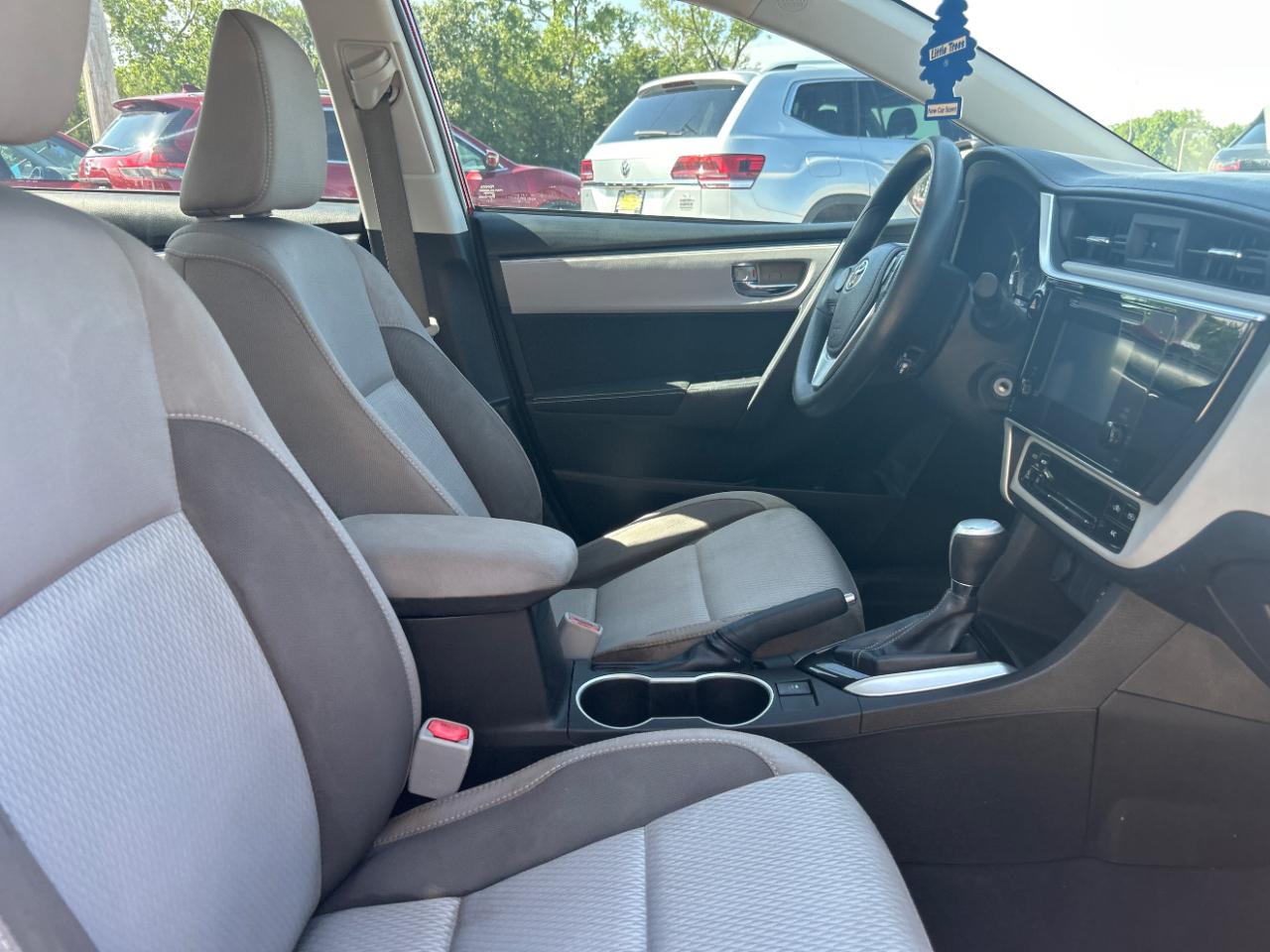 Toyota Corolla L 4D Sedan 2017