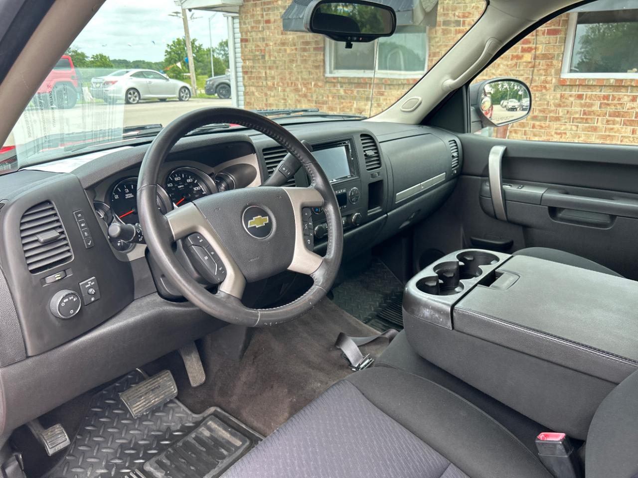 Chevrolet Silverado 1500 2WD Crew Cab 143.5" LT 2012