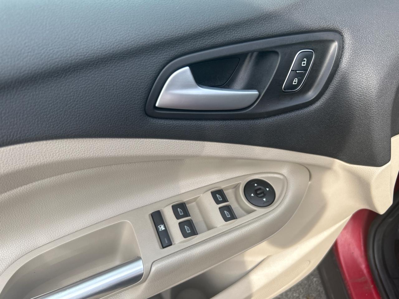 Ford Escape SE FWD 2018