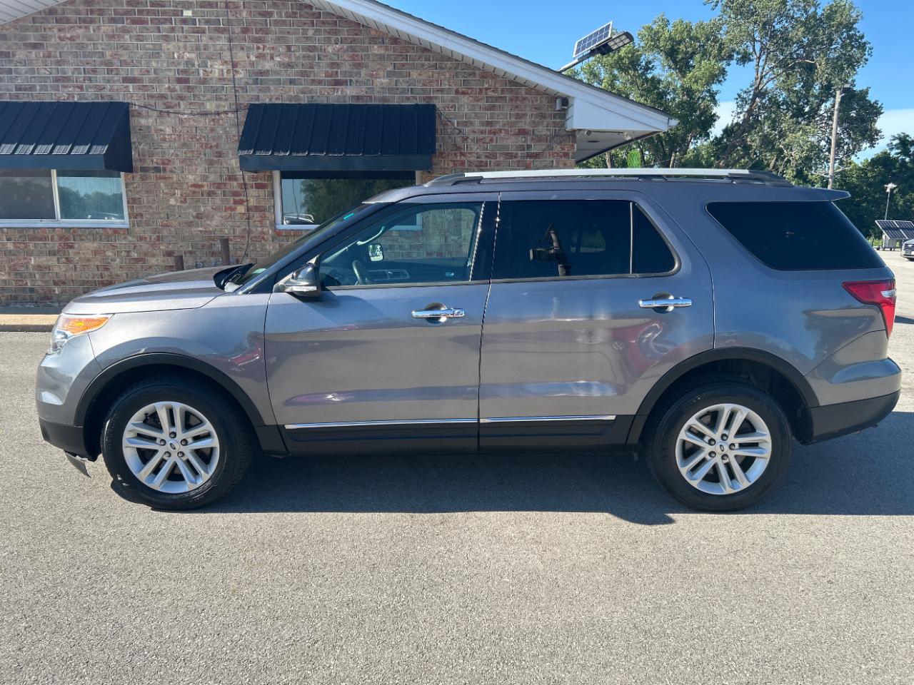 Ford Explorer 4WD 4dr XLT 2014