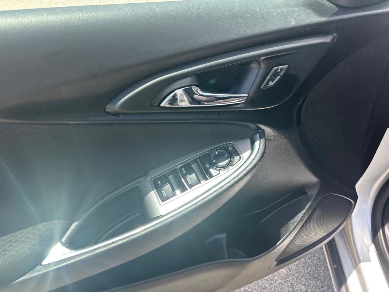 Chevrolet Malibu 4dr Sdn LT 2020