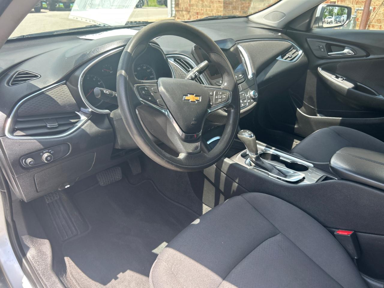 Chevrolet Malibu 4dr Sdn LT 2020