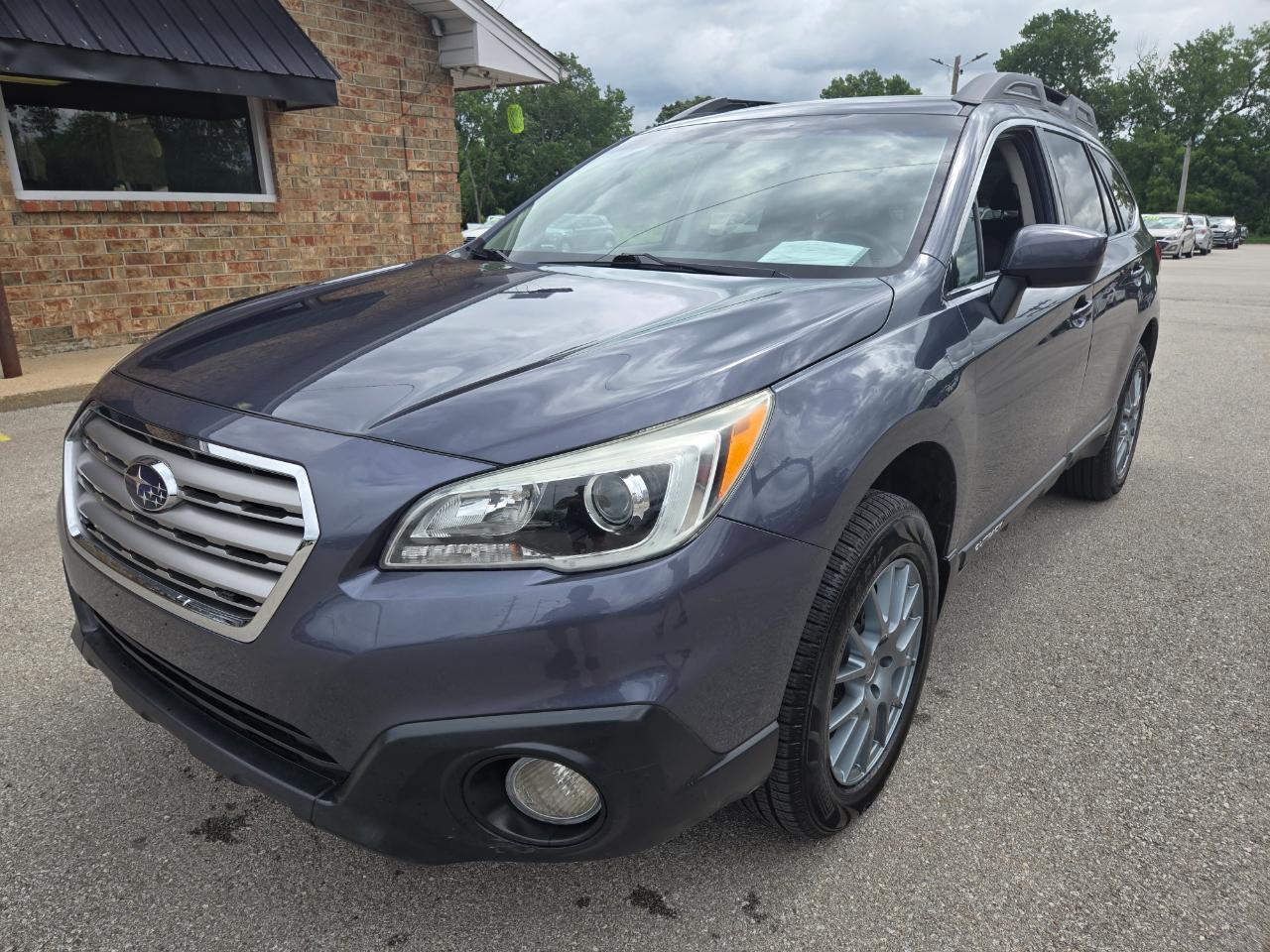 Subaru Outback 4dr Wgn 2.5i Premium 2016