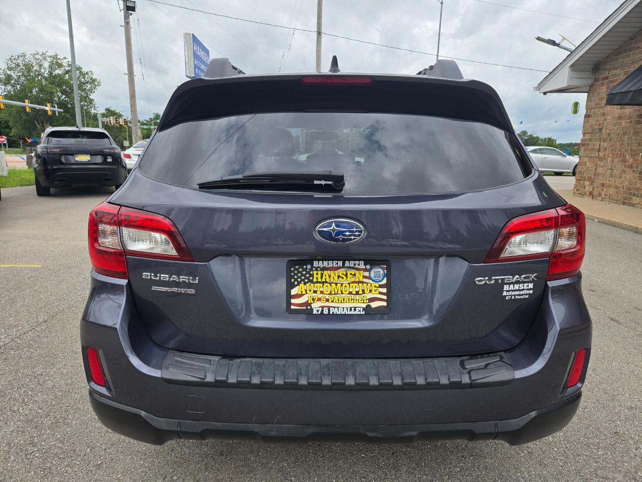 Subaru Outback 4dr Wgn 2.5i Premium 2016