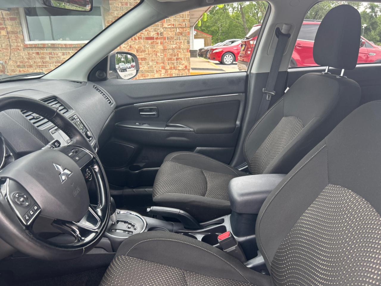 Mitsubishi Outlander Sport AWC 4dr CVT 2.0 ES 2016