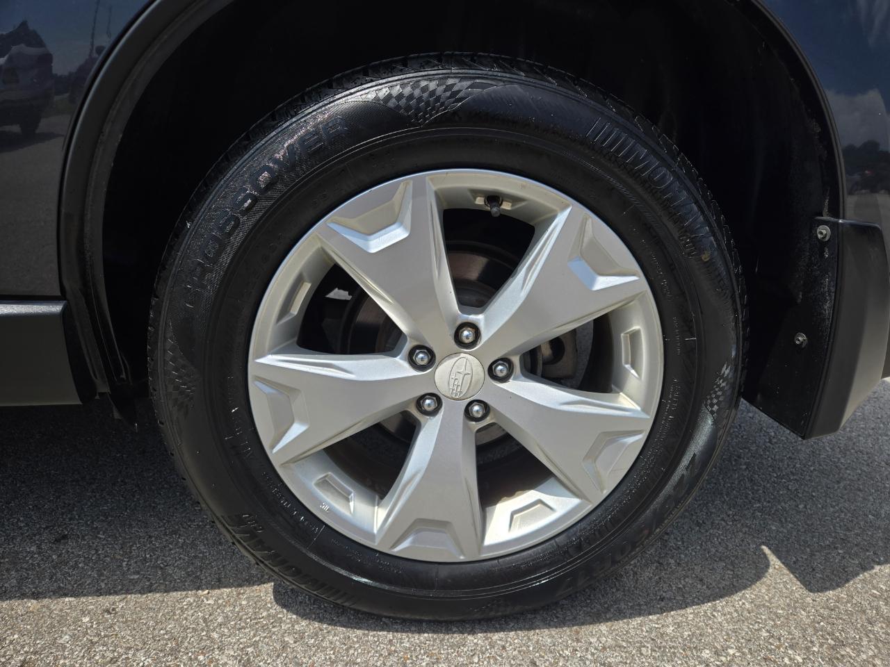 Subaru Forester 4dr CVT 2.5i Premium PZEV 2015