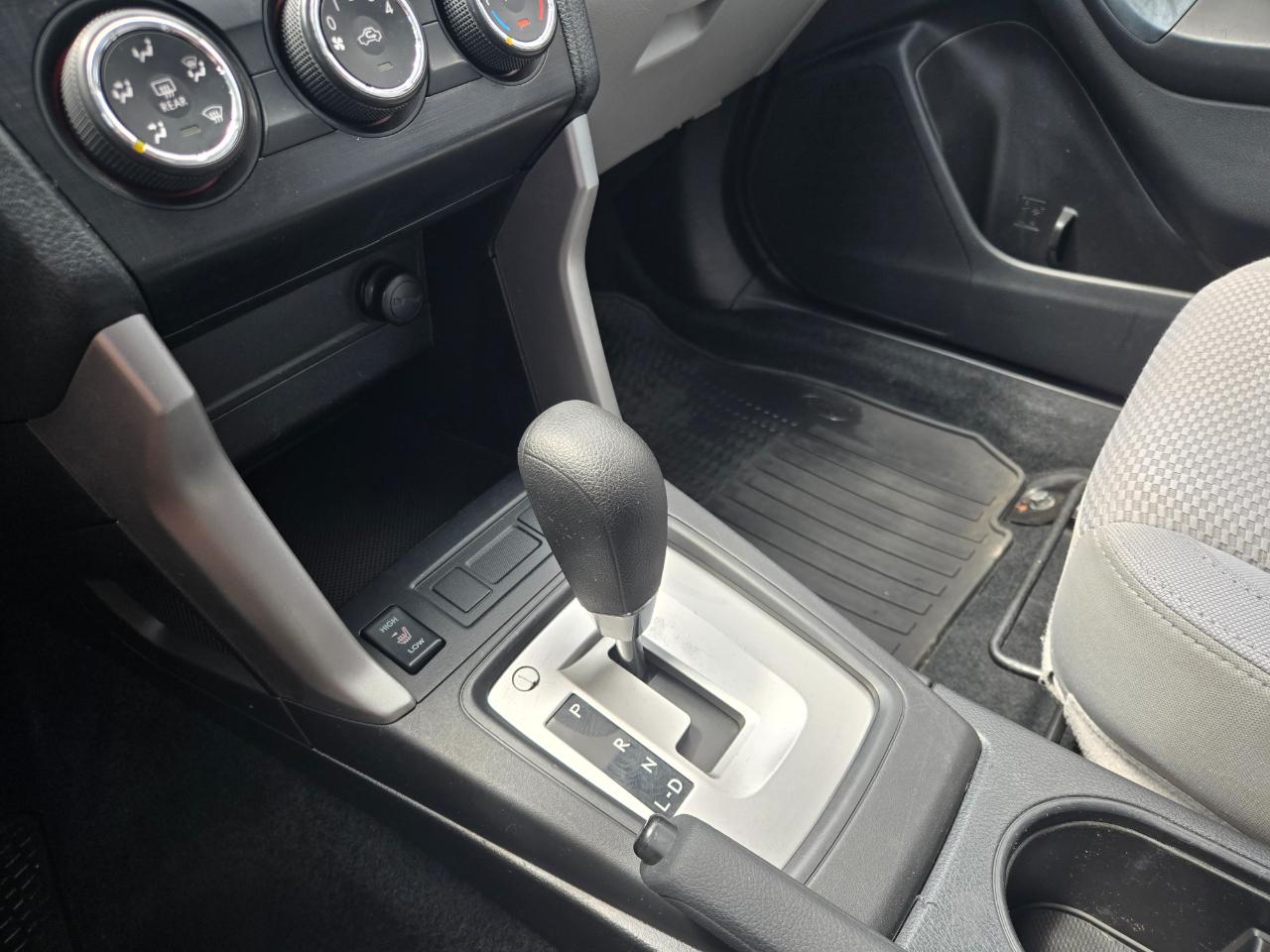 Subaru Forester 4dr CVT 2.5i Premium PZEV 2015
