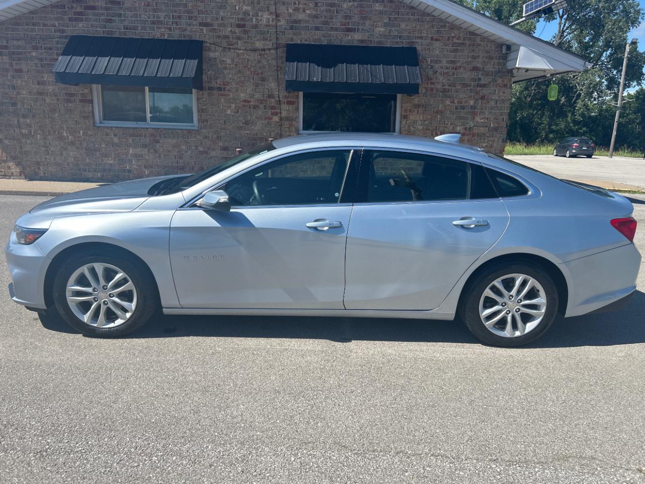 Chevrolet Malibu 4dr Sdn LT w/1LT 2017