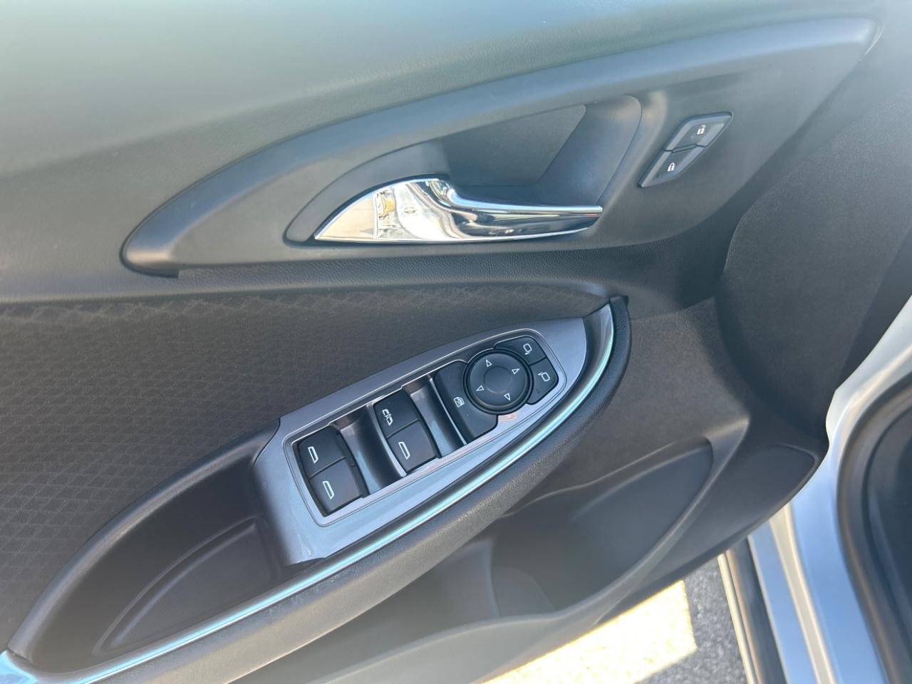 Chevrolet Malibu 4dr Sdn LT w/1LT 2017