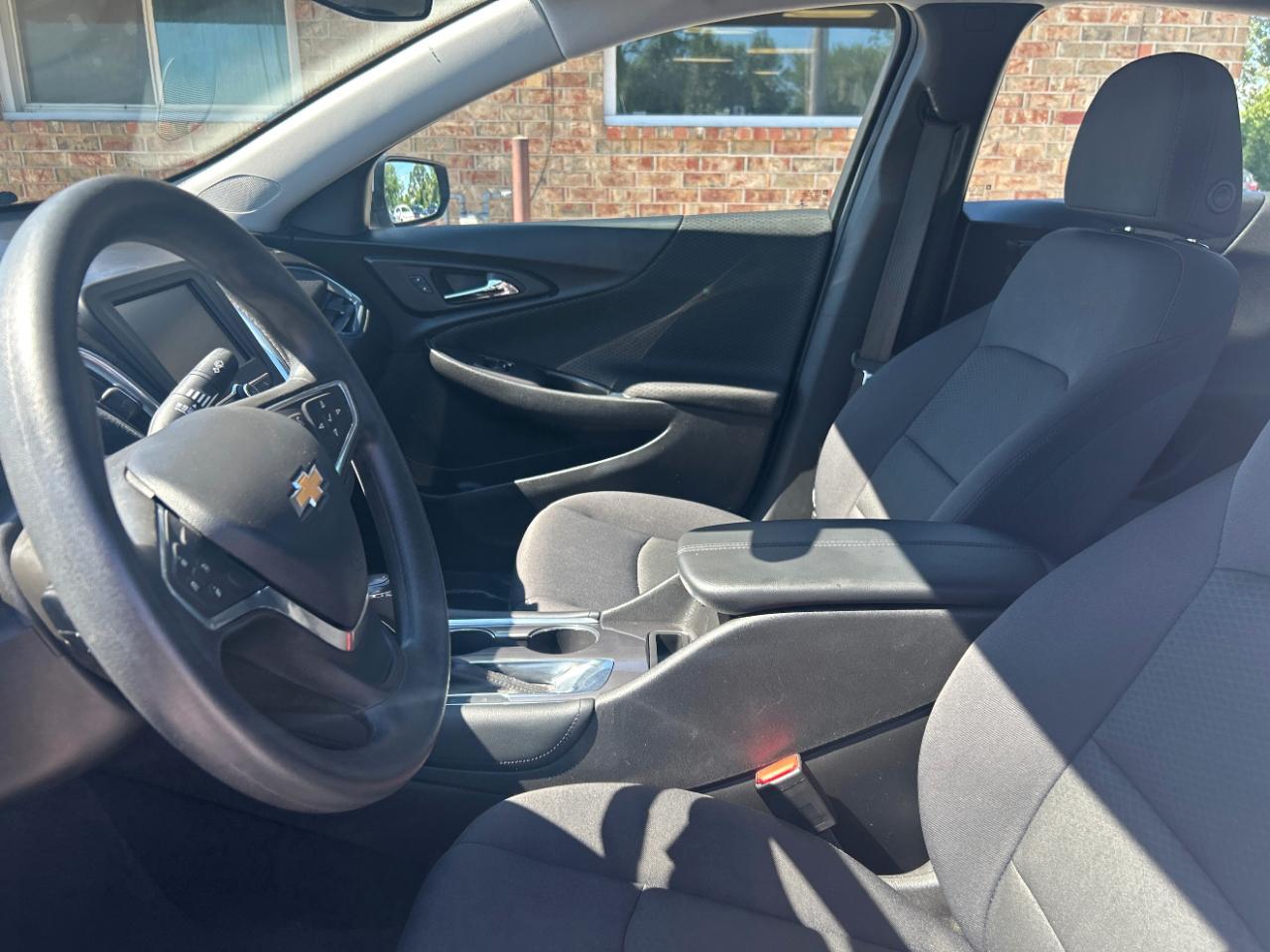 Chevrolet Malibu 4dr Sdn LT w/1LT 2017