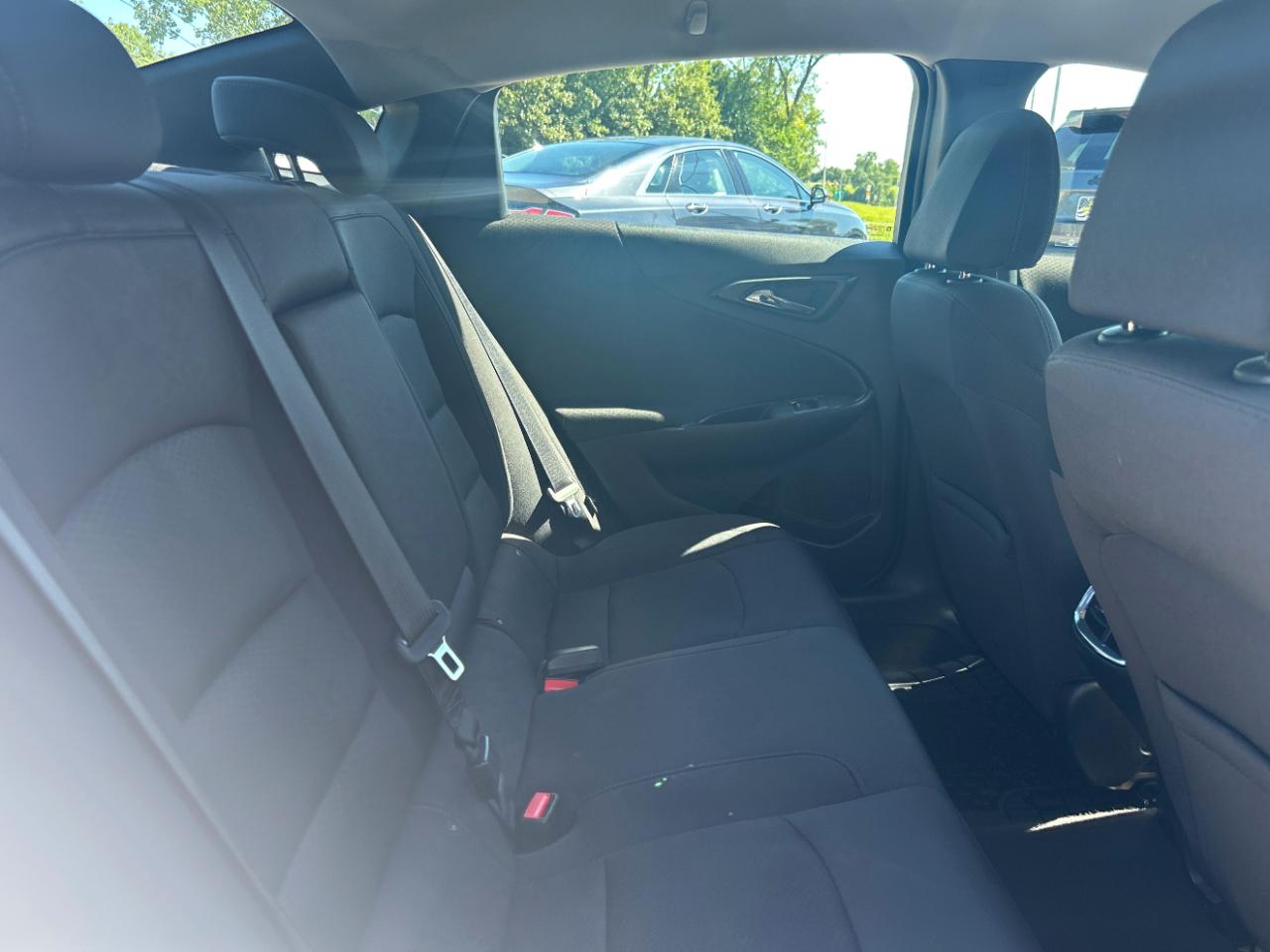 Chevrolet Malibu 4dr Sdn LT w/1LT 2017