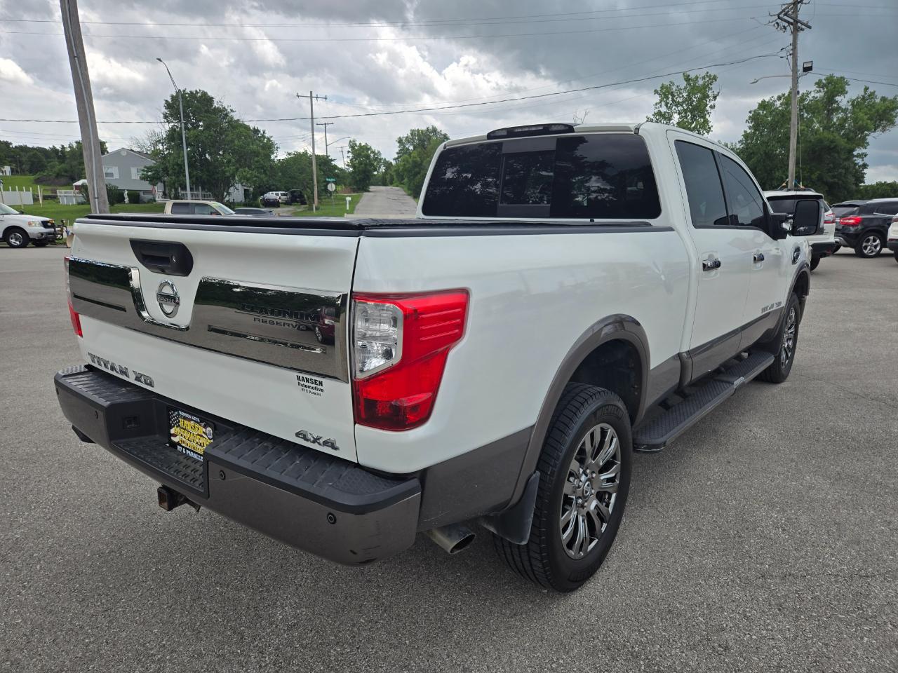 Nissan Titan XD 4x4 Diesel Crew Cab Platinum Reserve 2017