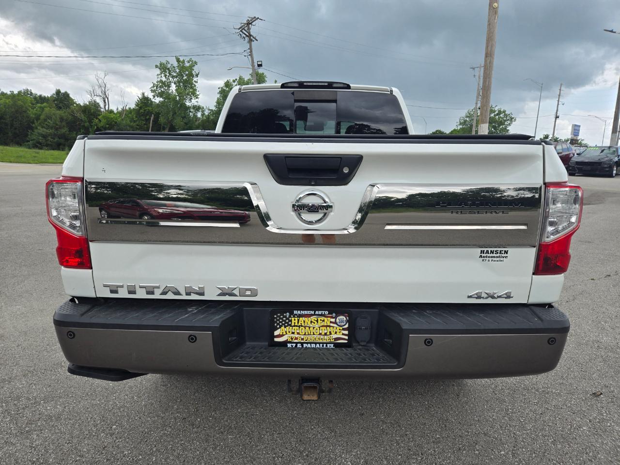 Nissan Titan XD 4x4 Diesel Crew Cab Platinum Reserve 2017