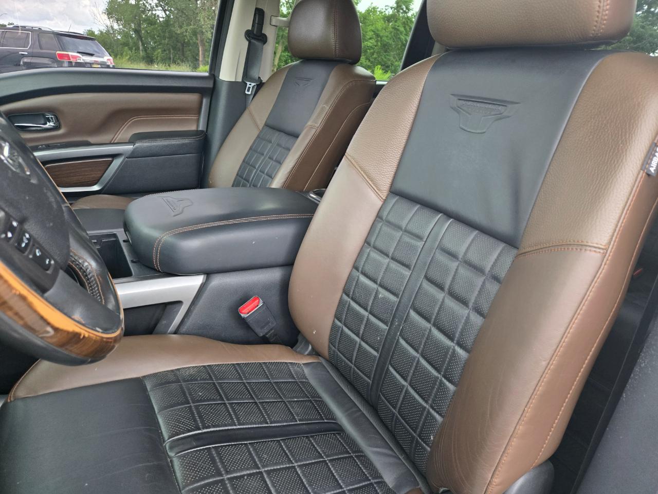Nissan Titan XD 4x4 Diesel Crew Cab Platinum Reserve 2017