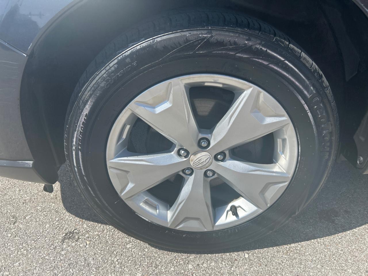 Subaru Forester 4dr CVT 2.5i PZEV 2015