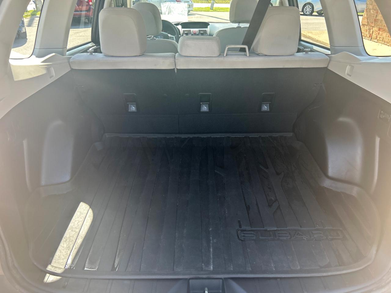 Subaru Forester 4dr CVT 2.5i PZEV 2015