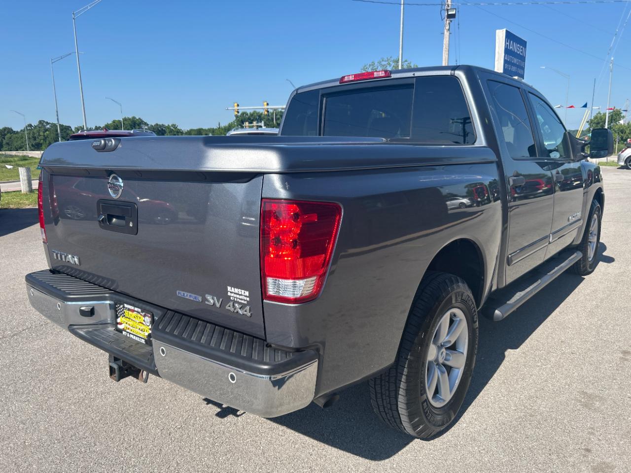 Nissan Titan 4WD Crew Cab SWB SV 2013