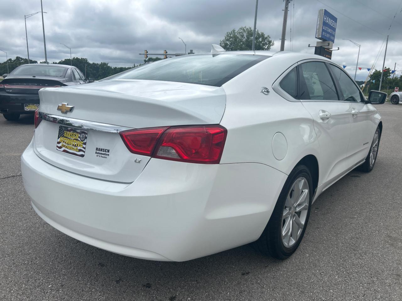 Chevrolet Impala 4dr Sdn LT w/1LT 2019