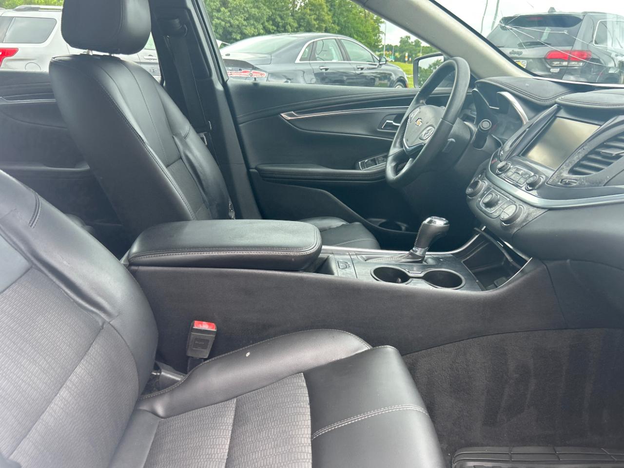 Chevrolet Impala 4dr Sdn LT w/1LT 2019