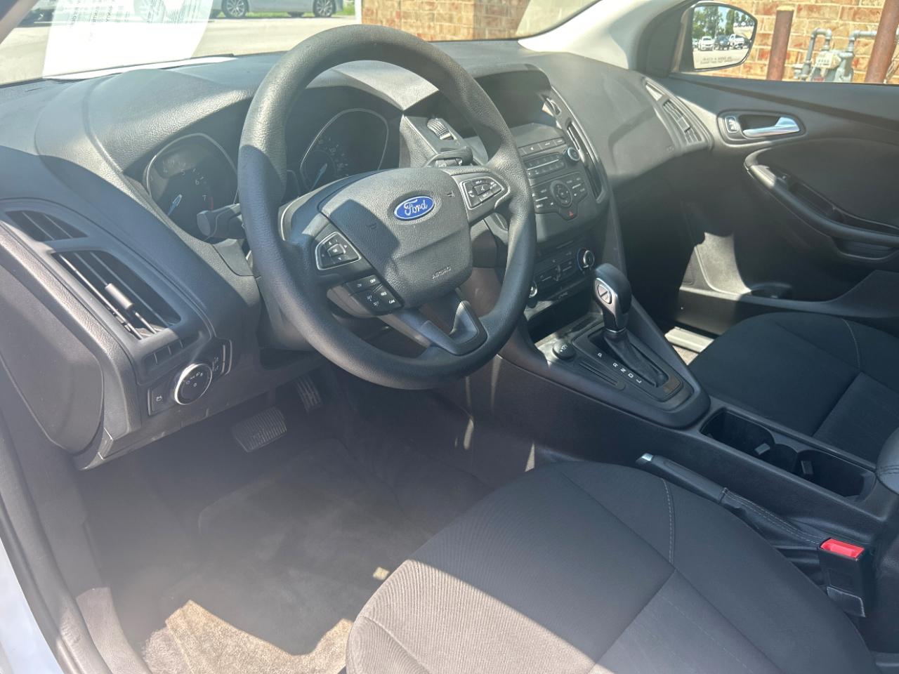 Ford Focus SE Sedan 2018