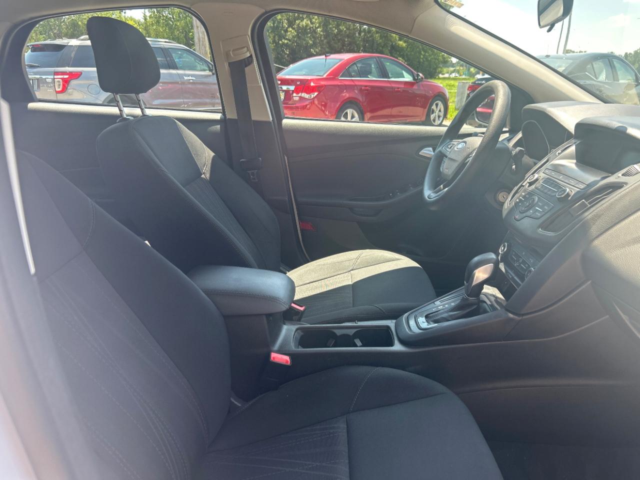 Ford Focus SE Sedan 2018