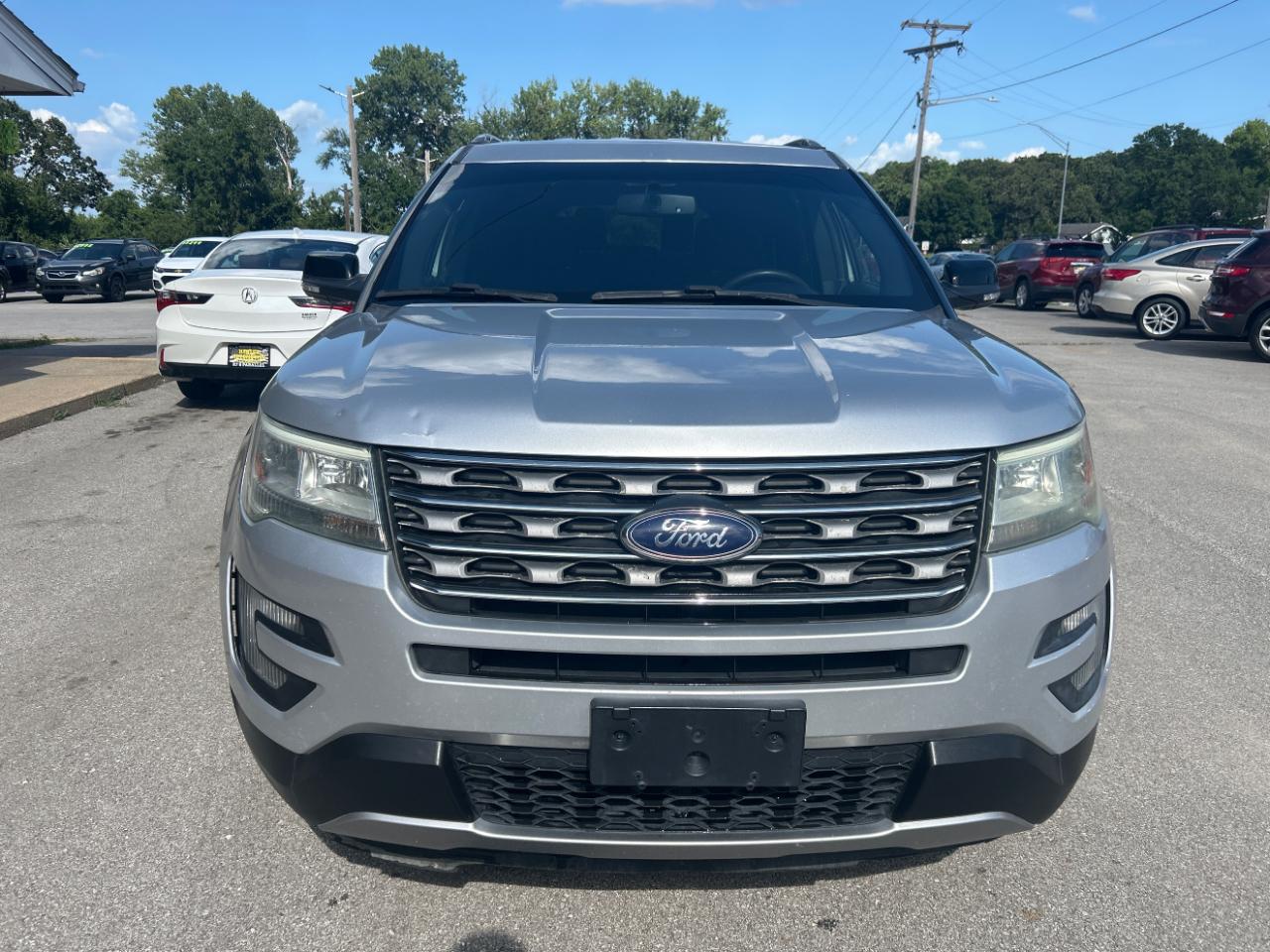 Ford Explorer FWD 4dr XLT 2016