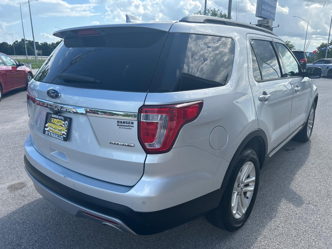 Ford Explorer FWD 4dr XLT 2016