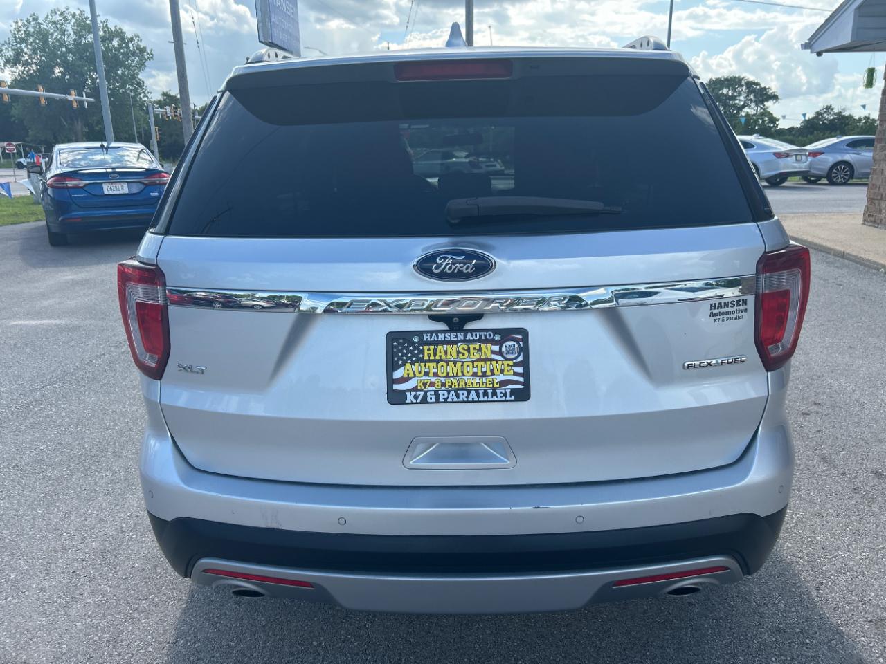 Ford Explorer FWD 4dr XLT 2016