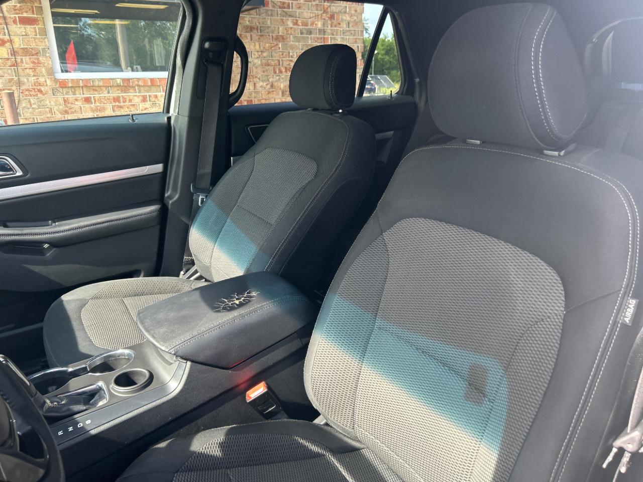 Ford Explorer FWD 4dr XLT 2016
