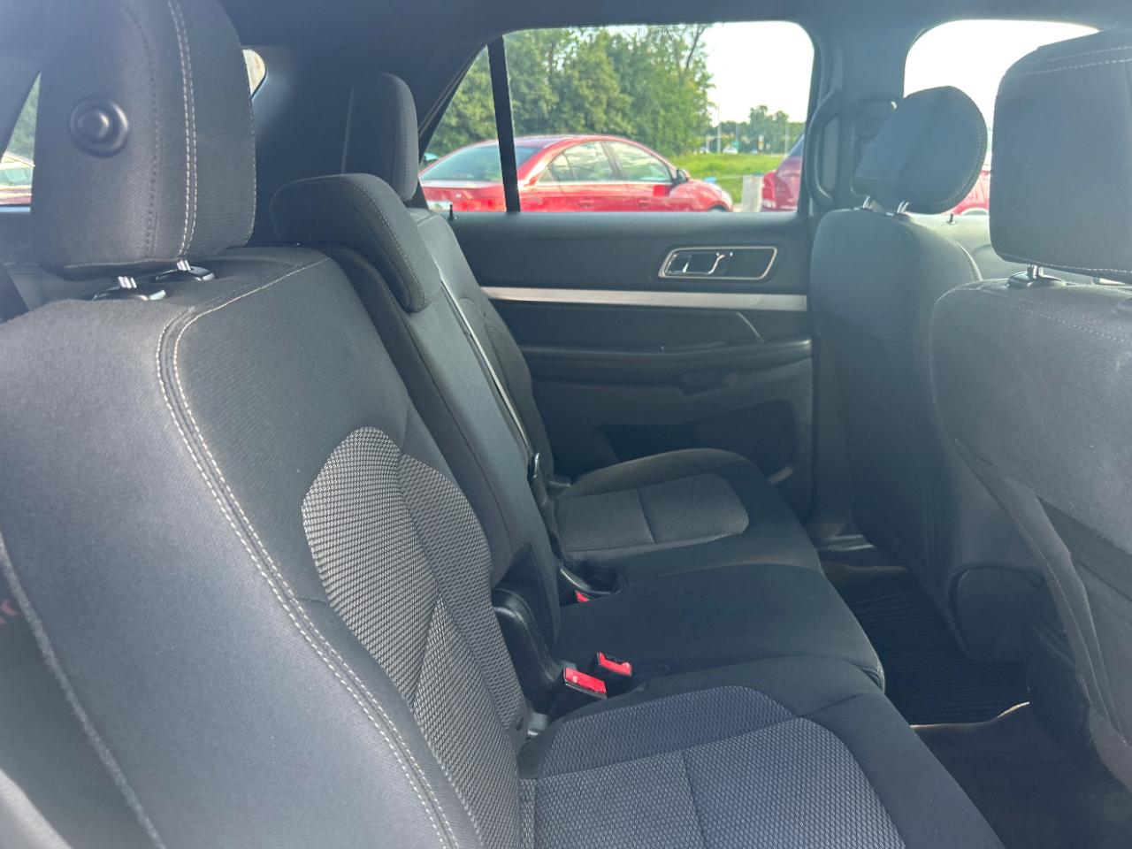 Ford Explorer FWD 4dr XLT 2016