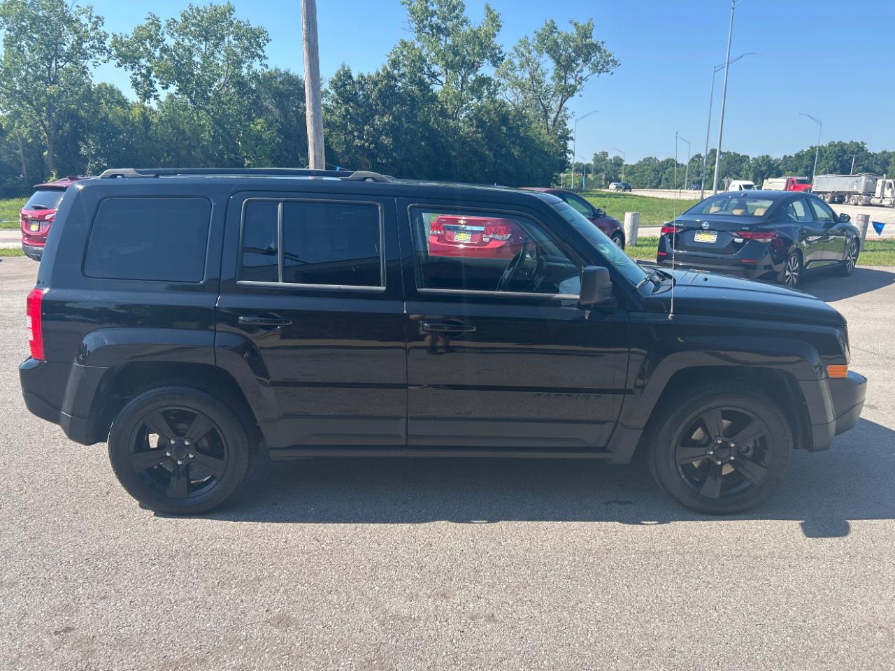Jeep Patriot FWD 4dr Altitude 2014