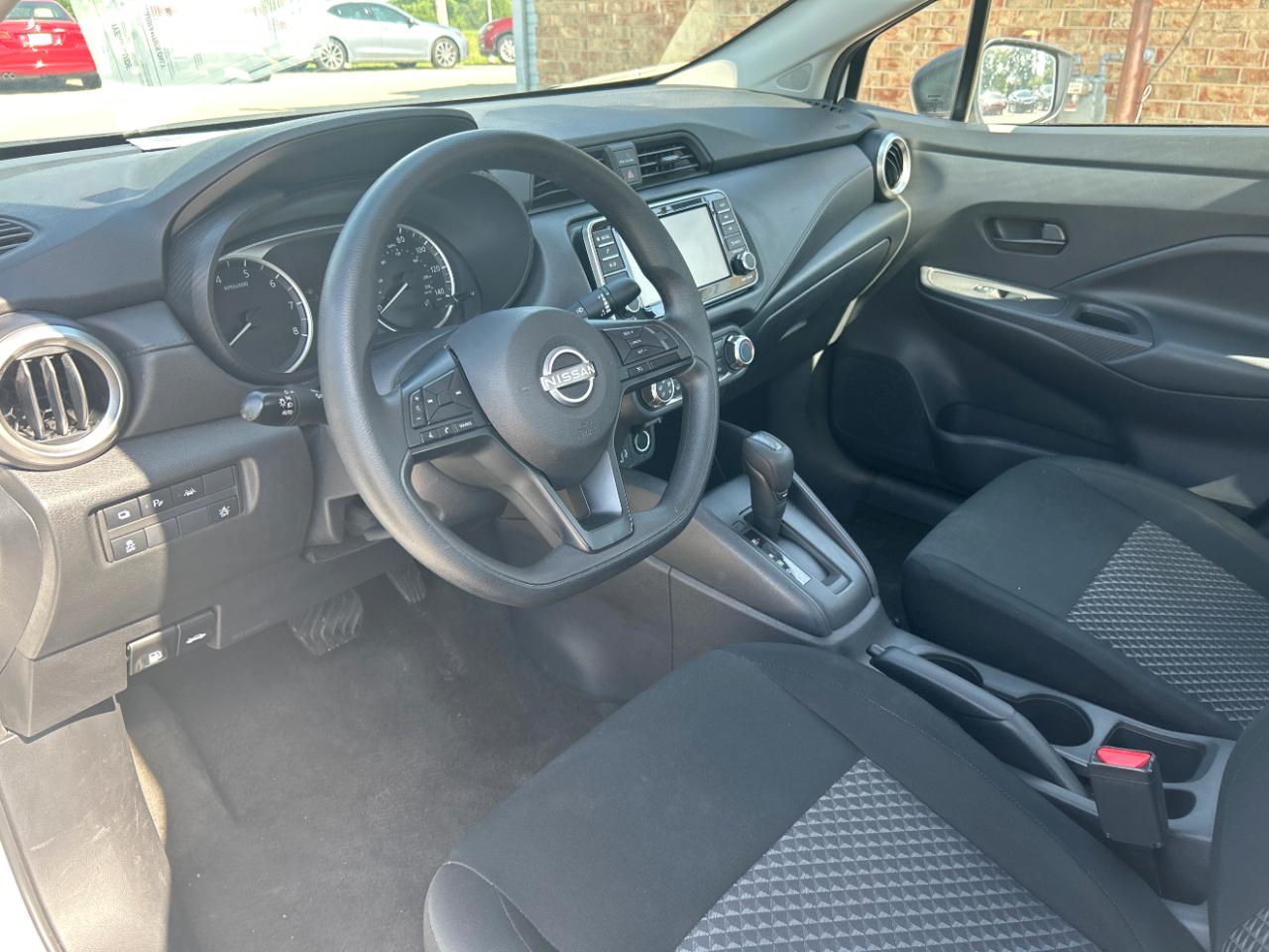 Nissan Versa S CVT 2024