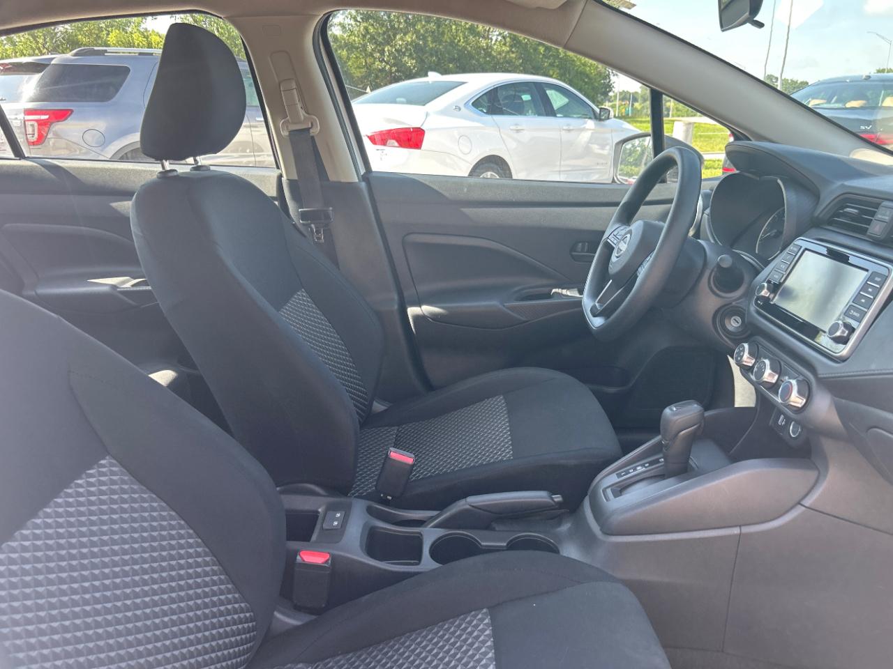 Nissan Versa S CVT 2024