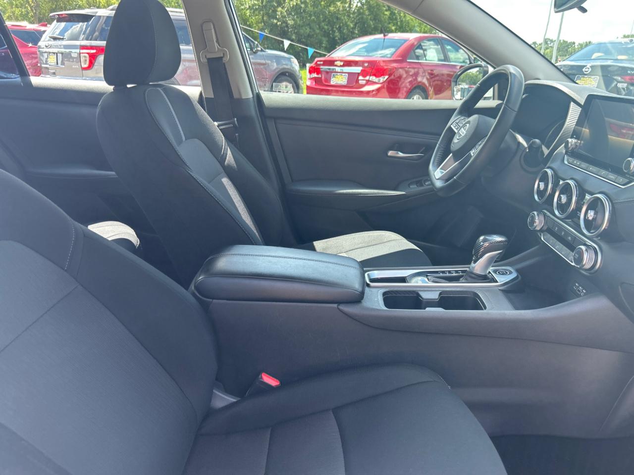 Nissan Sentra SV CVT 2022