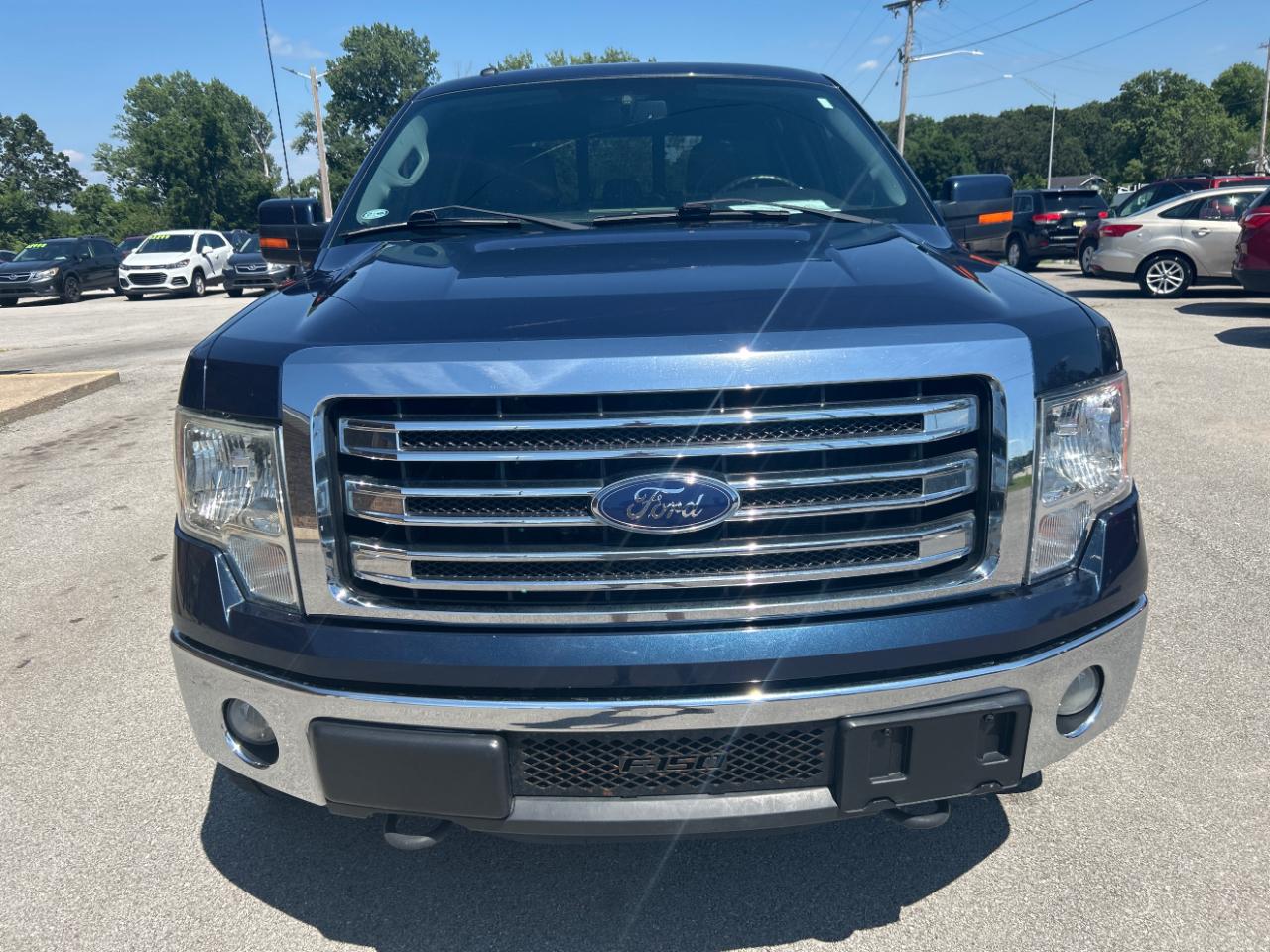 Ford F-150 4WD SuperCrew 145" XL 2013