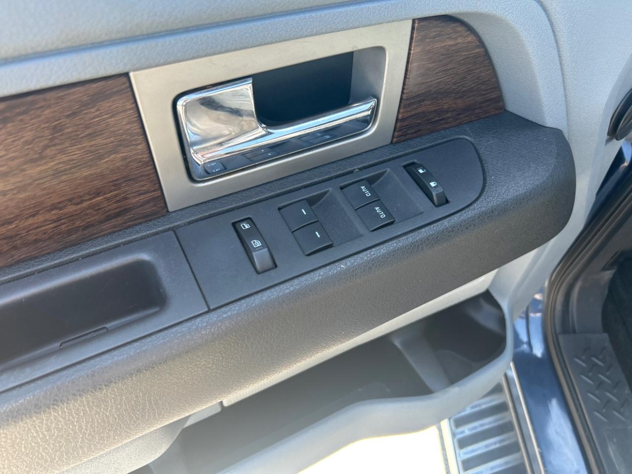 Ford F-150 4WD SuperCrew 145" XL 2013