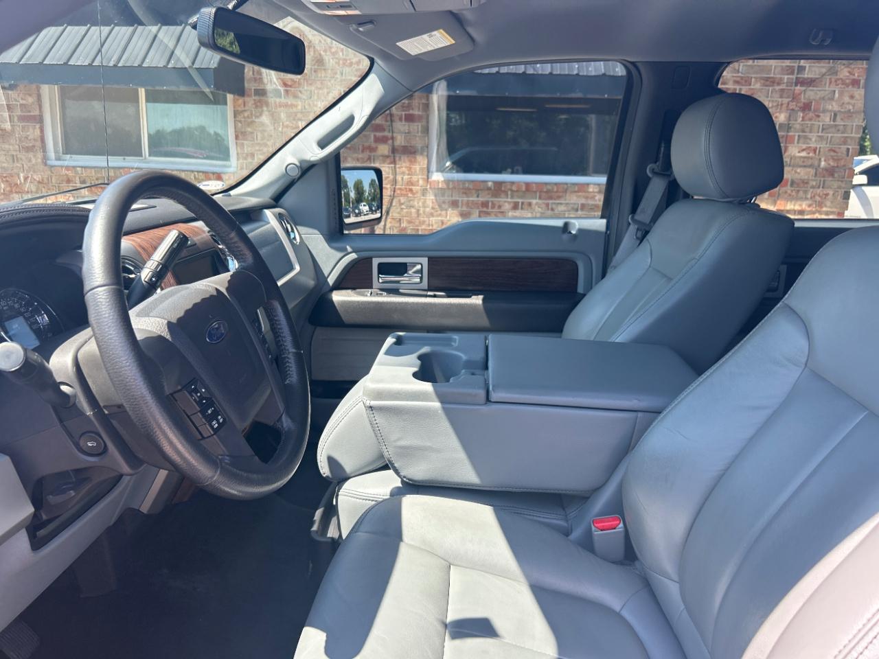 Ford F-150 4WD SuperCrew 145" XL 2013