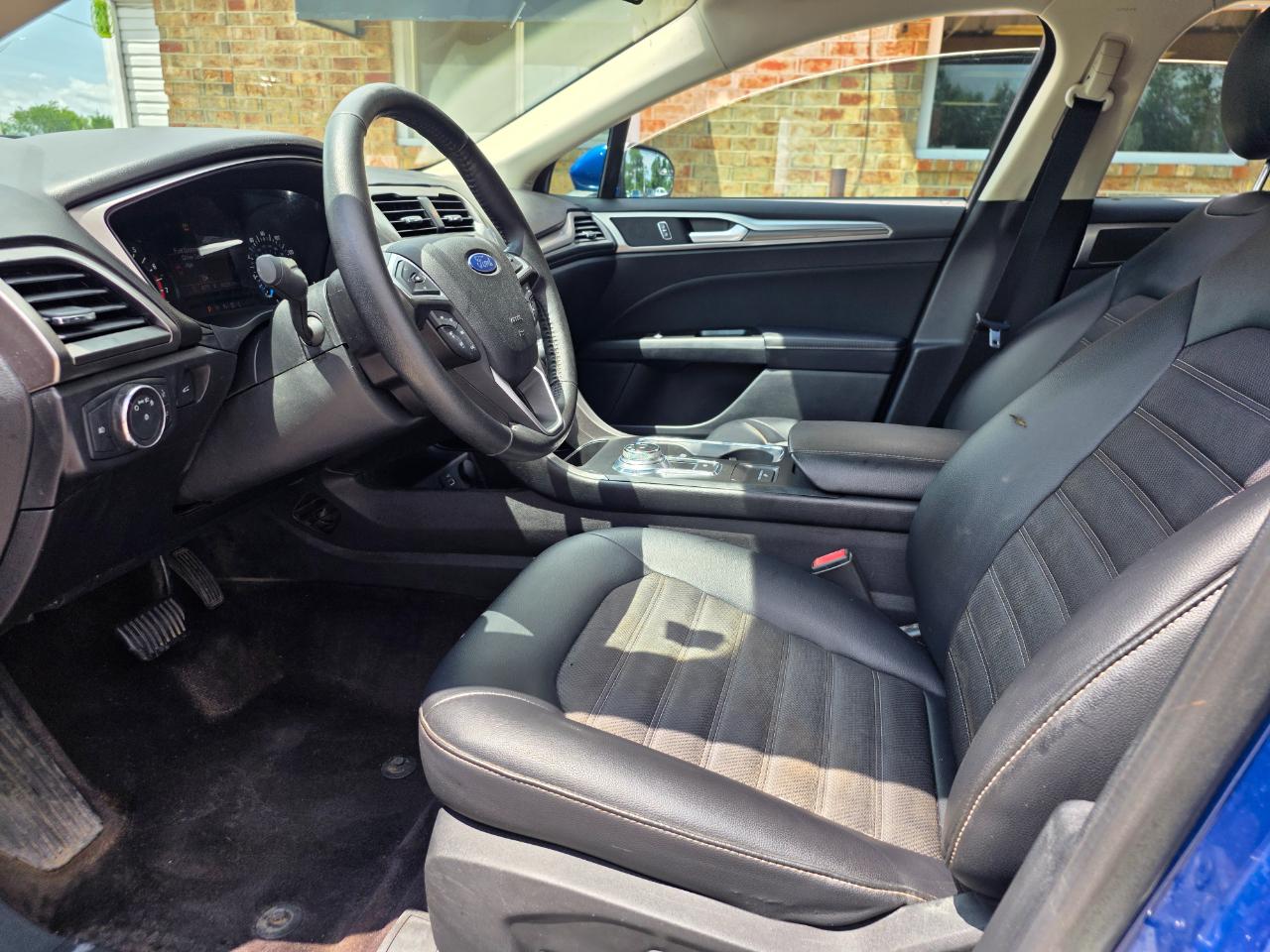 Ford Fusion SE FWD 2017