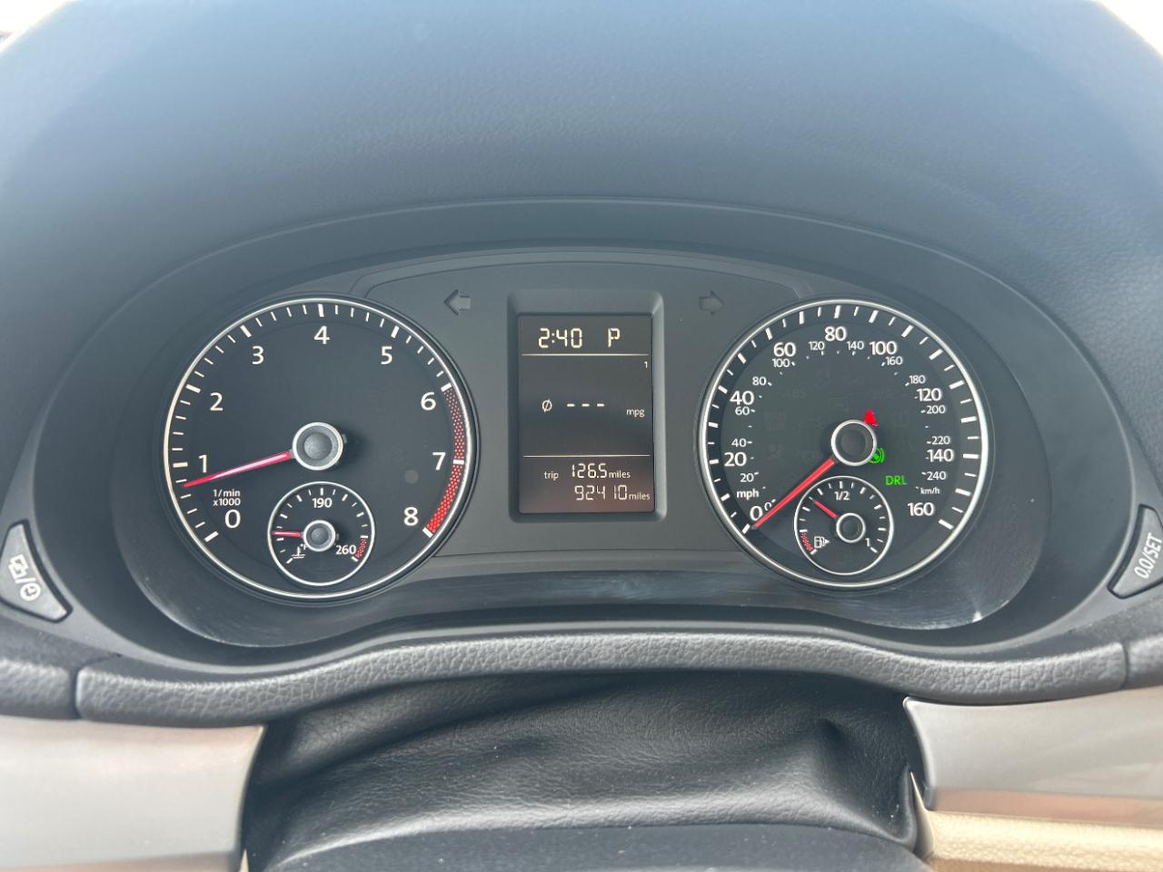 Volkswagen Passat 4dr Sdn 1.8T Auto S 2015