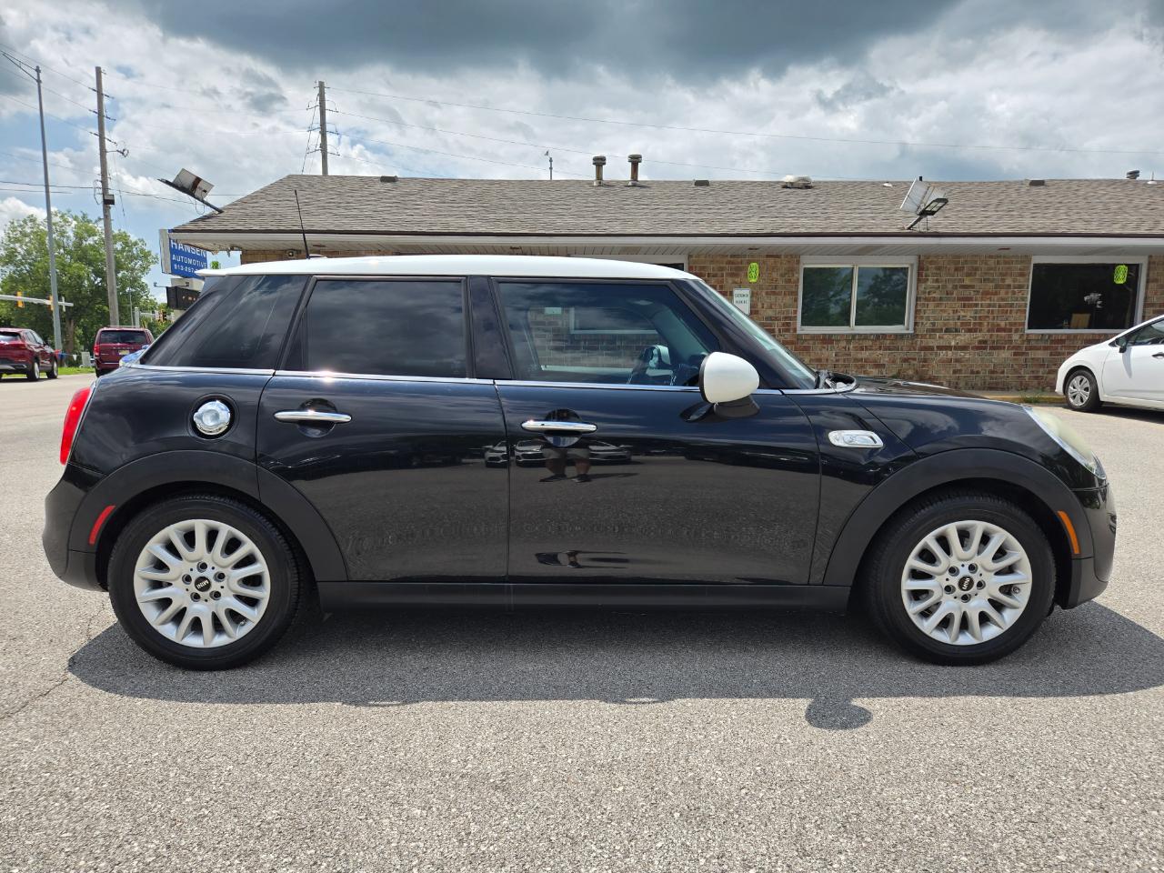 MINI Cooper Hardtop 4 Door 4dr HB S 2015