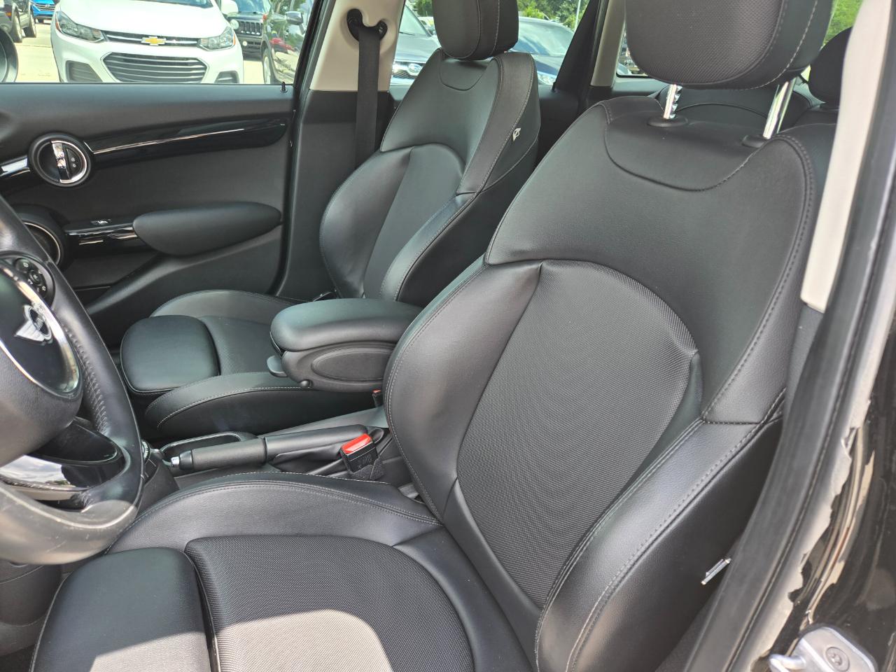 MINI Cooper Hardtop 4 Door 4dr HB S 2015