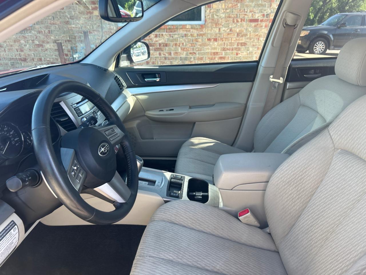 Subaru Outback 4dr Wgn H4 Auto 2.5i Prem AWP/Pwr Moon 2011