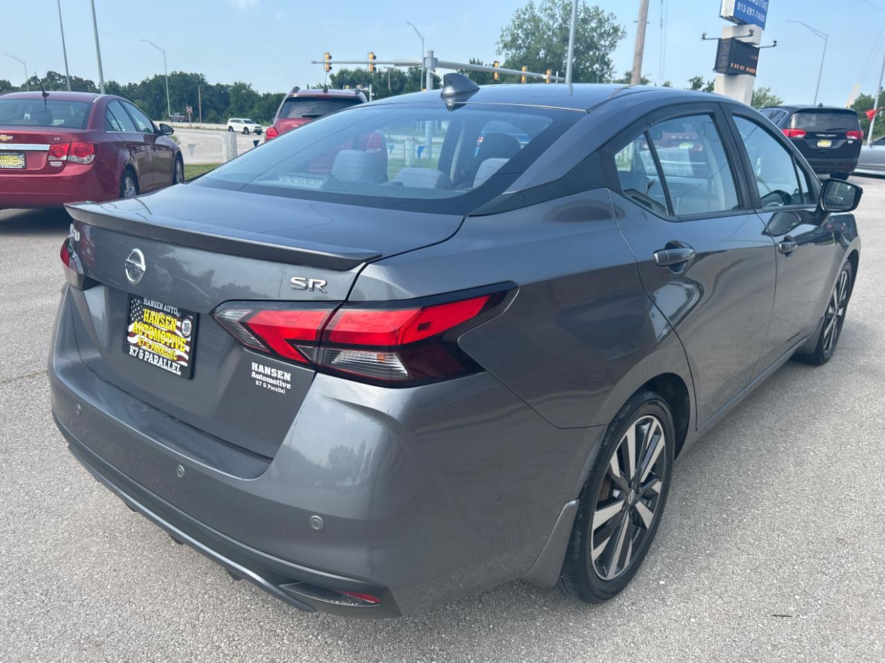 Nissan Versa SR CVT 2020