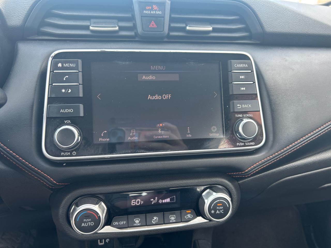 Nissan Versa SR CVT 2020