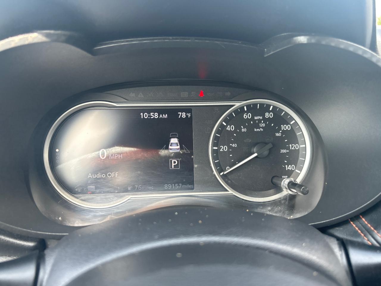 Nissan Versa SR CVT 2020