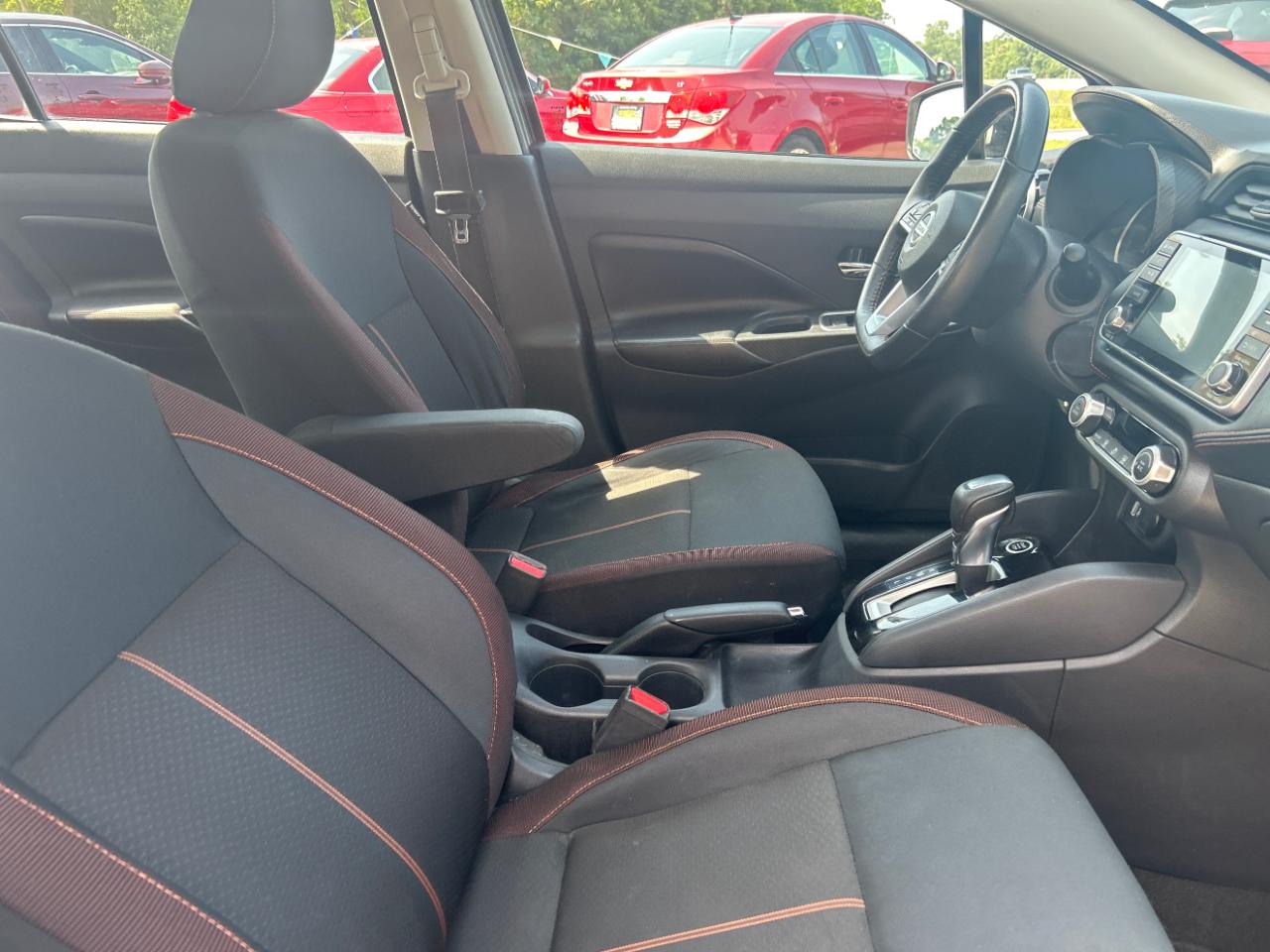 Nissan Versa SR CVT 2020