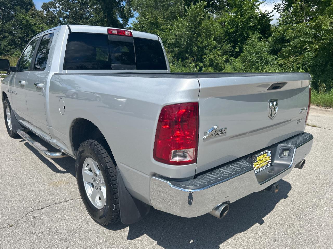 Dodge 1500 4WD Quad Cab 140.5" Big Horn 2011