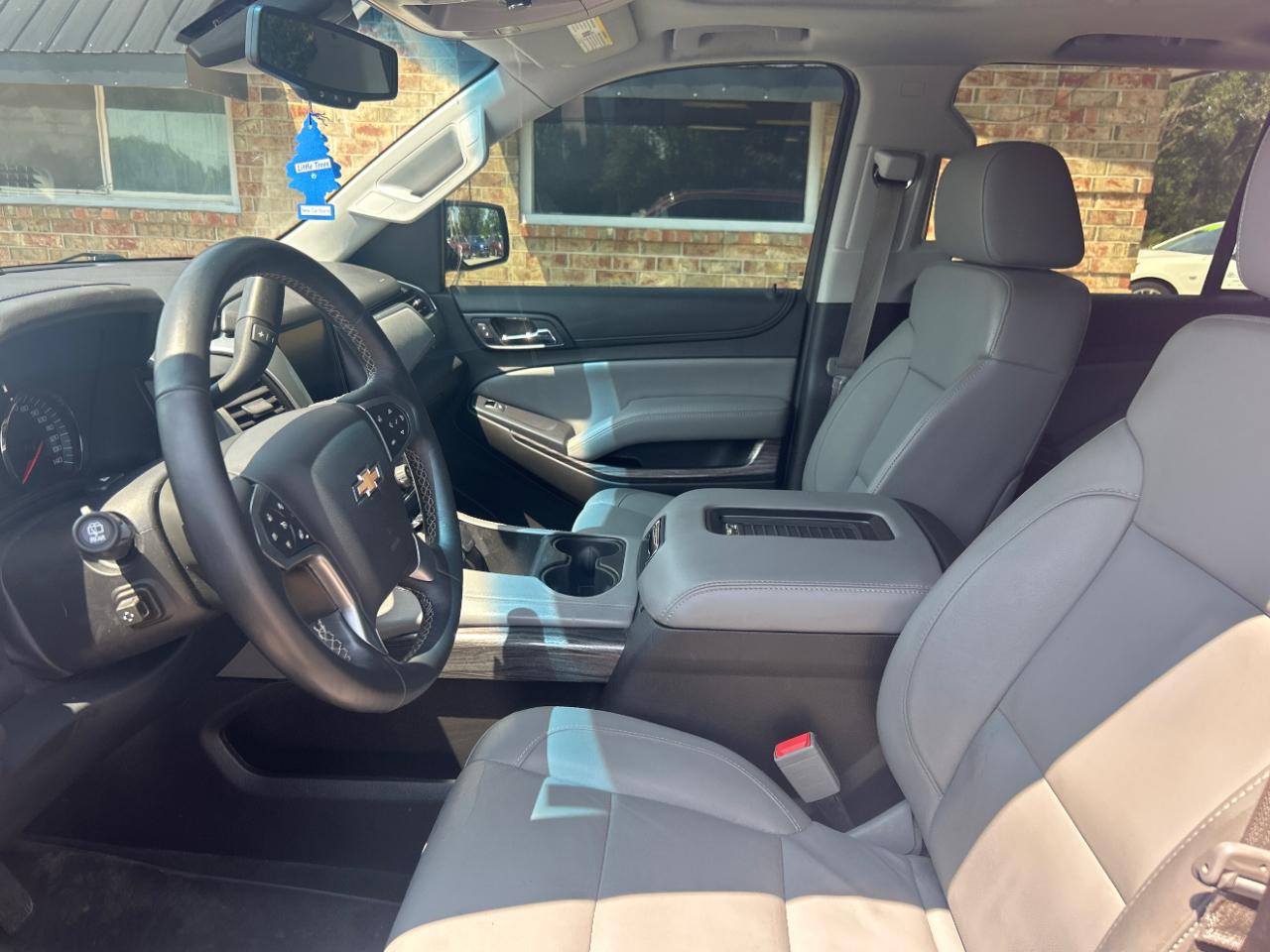 Chevrolet Tahoe 4WD 4dr LT 2015